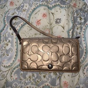 Coach wristlet wallet
